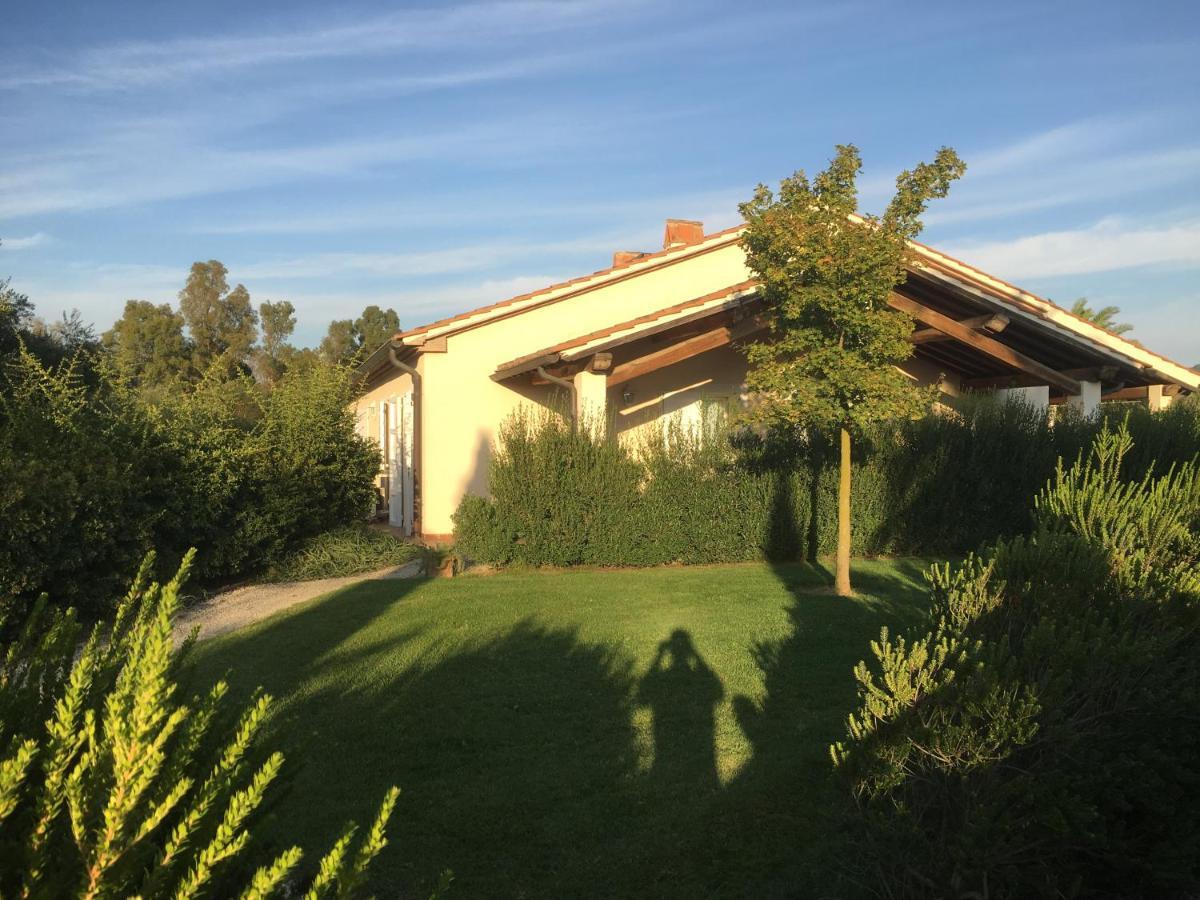 Relais Le Fornacelle Aparthotel Кастането Кардучи Екстериор снимка